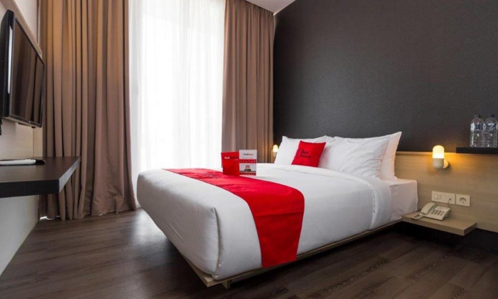 RedDoorz Room Interior