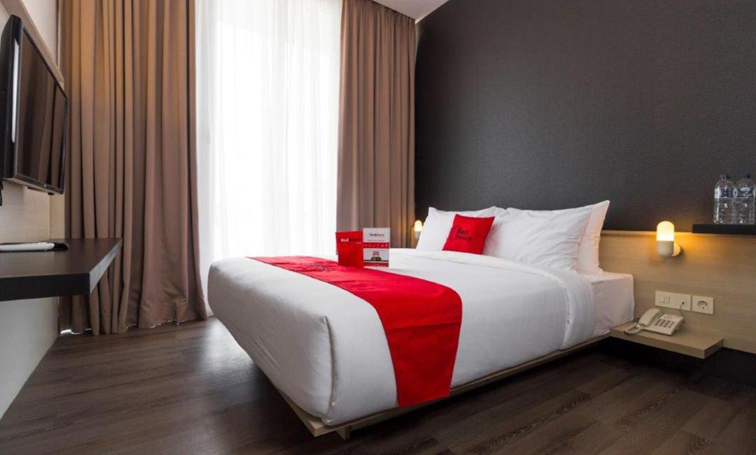 Singapore’s RedDoorz hotel chain raises USD 70 million as Rakuten jumps in