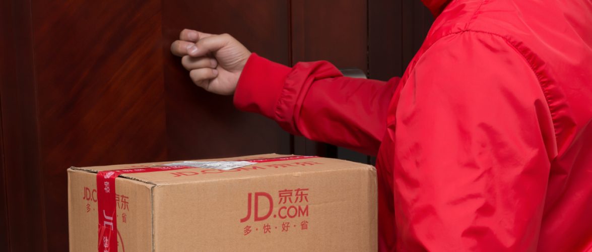 JD.com delivered Photo:Shutterstock.com 