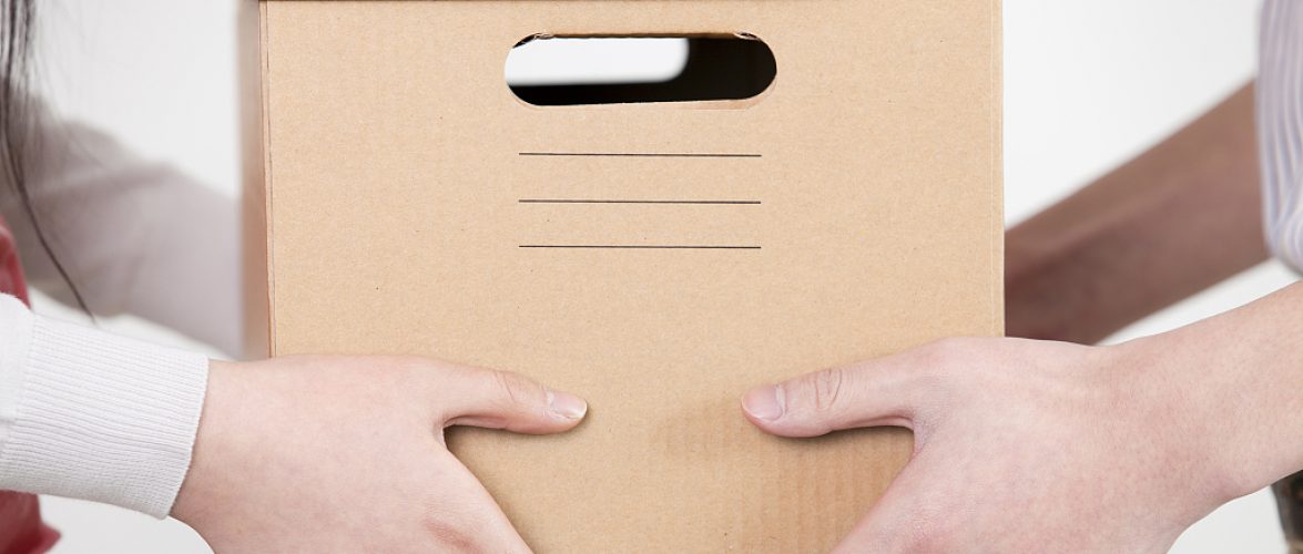 Free foldable drop box at your door, XiangShouXiaoHe makes delivery hassle-free