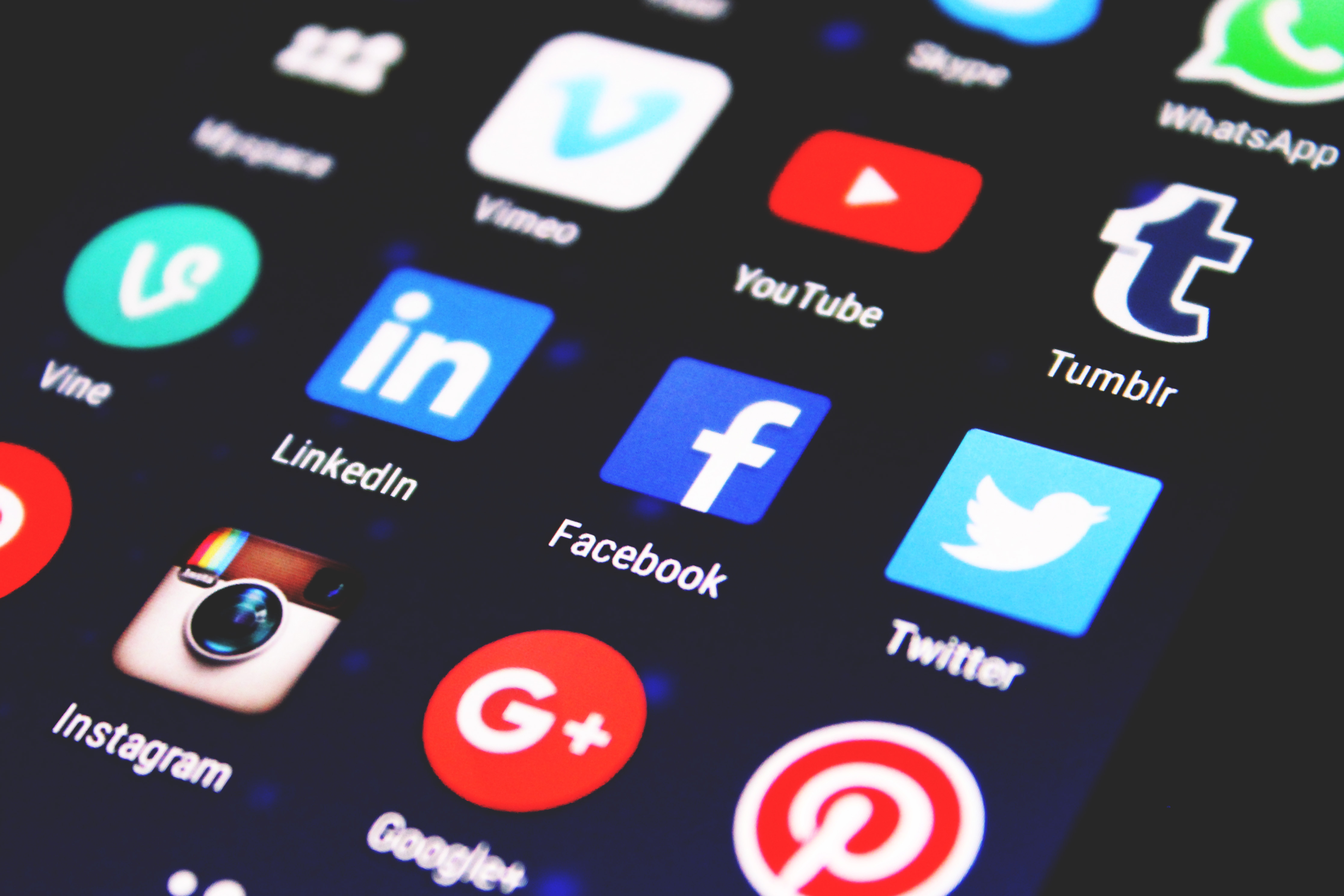 Indonesia drafting ministerial regulation to block social media