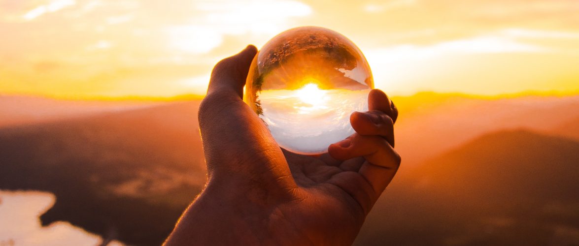 Today's Tech Headlines: Gartner's 2019 top ten tech predictions