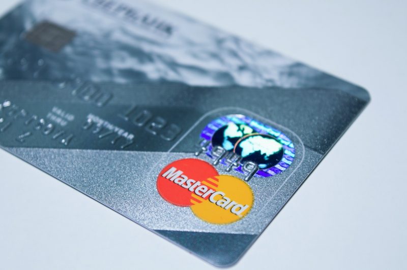 Grab and Mastercard to launch prepaid cards in first half of 2019