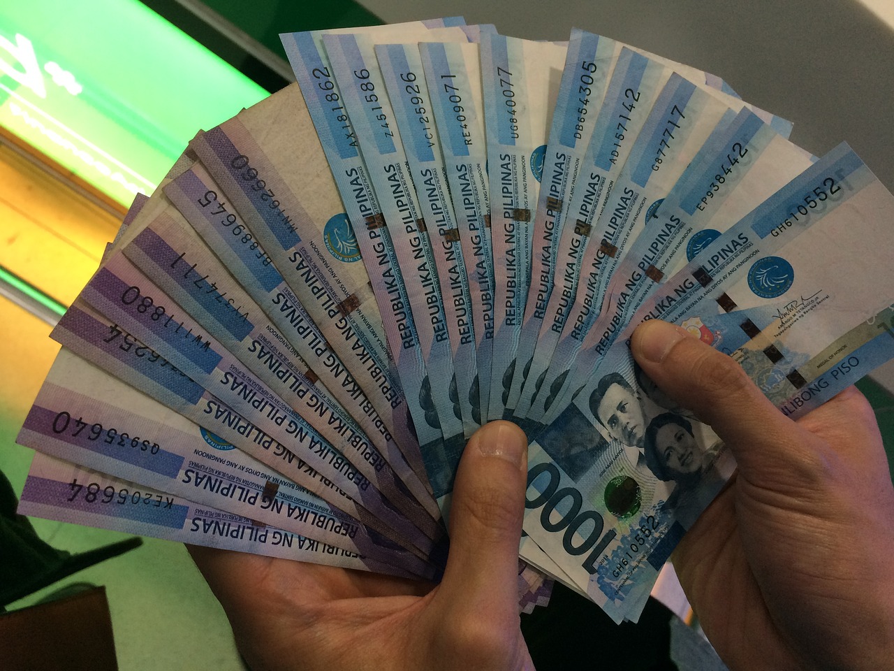 With OFBank, the Philippine government enters the remittance business