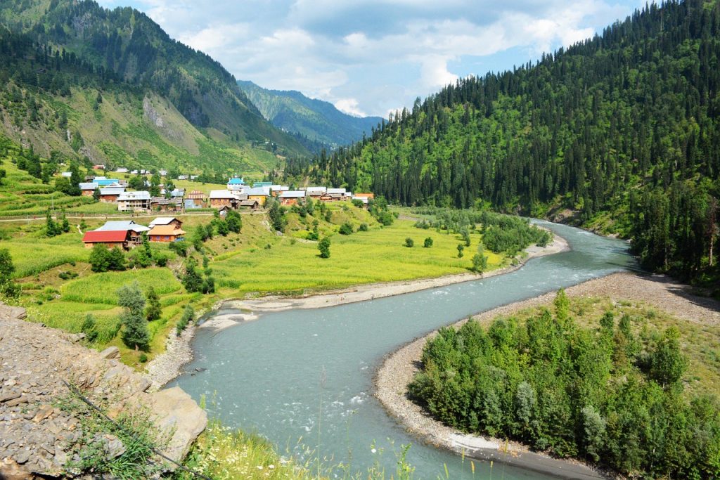 pakistan-river-travel-asia-neelam