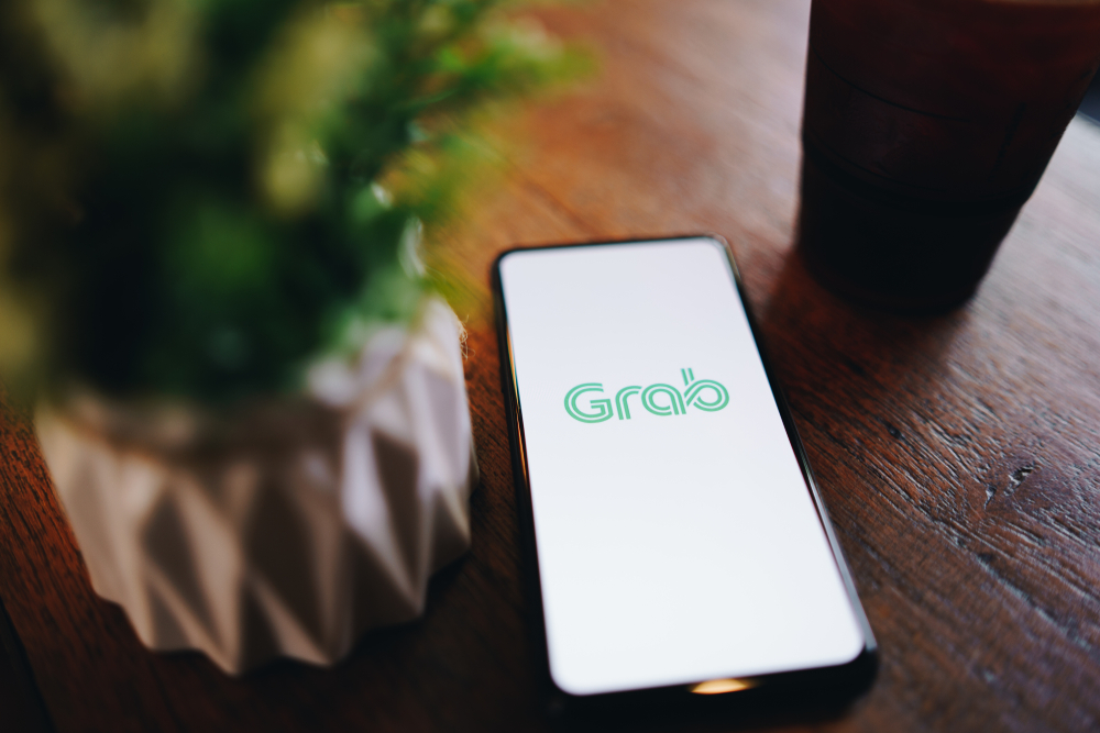 Today’s Tech Headlines: Grab to partner with Didi in self-driving; WeChat adds shopping search feature
