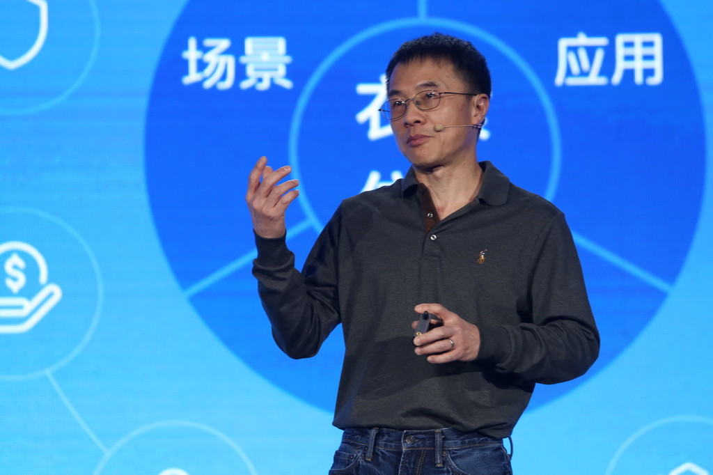 Pinduoduo is setting up a new tech advisory board led by Baidu’s vice chairman Lu Qi