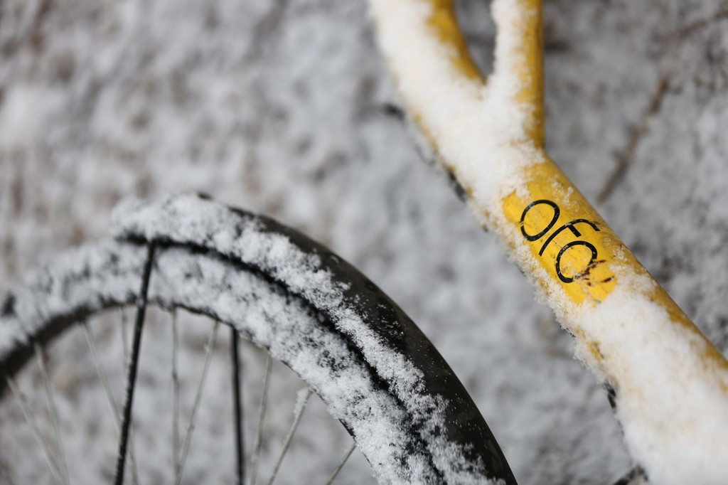 Ailing bike-sharing startup Ofo sues employees for embezzlement