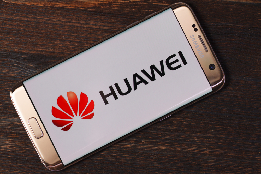 Google halts business with Huawei to comply with US governmental order