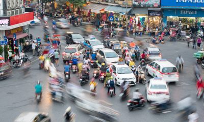 Vietnam wants ride-hailing companies to operate like transportation services, including installing taxi-style light-boxes. Photo by Shutterstock 