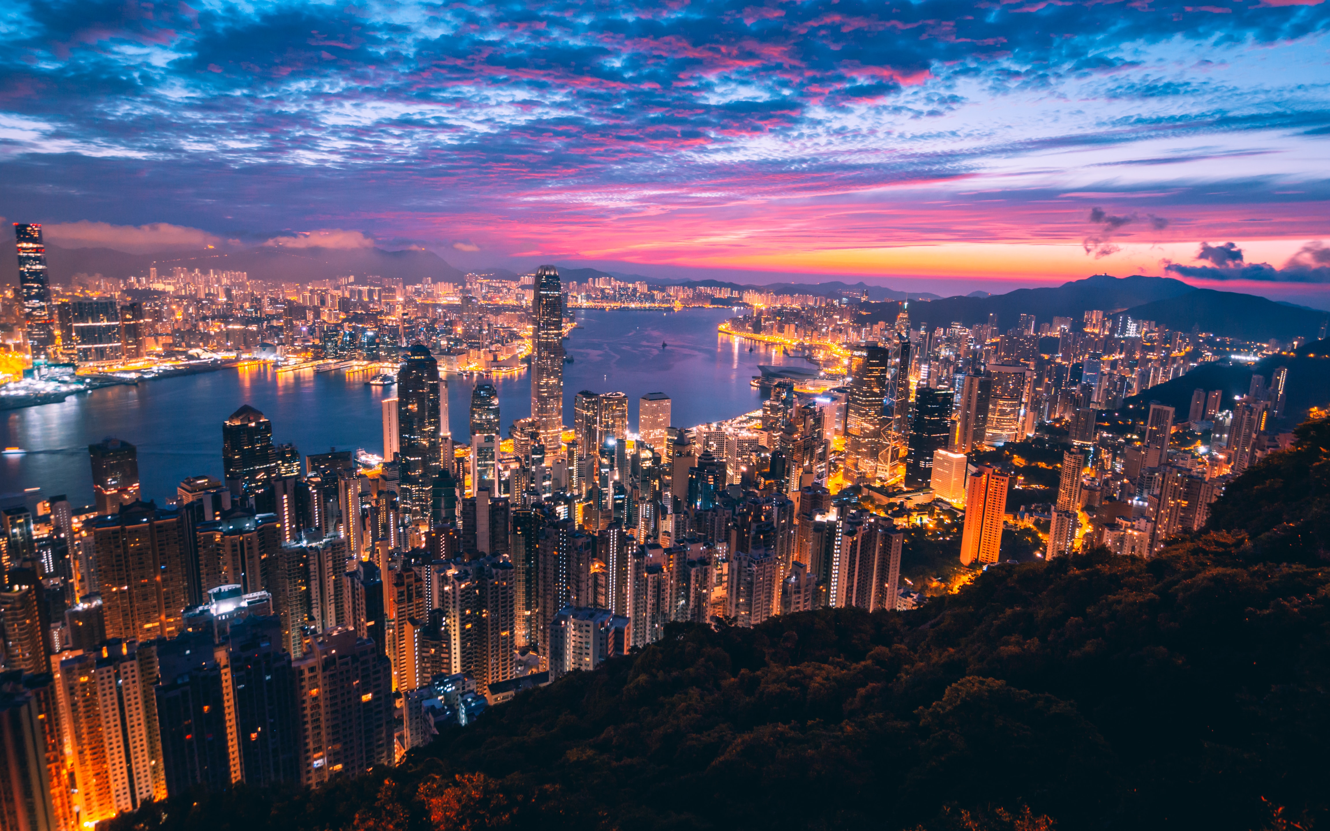 Hong Kong’s new tech index falls on debut as rally cools