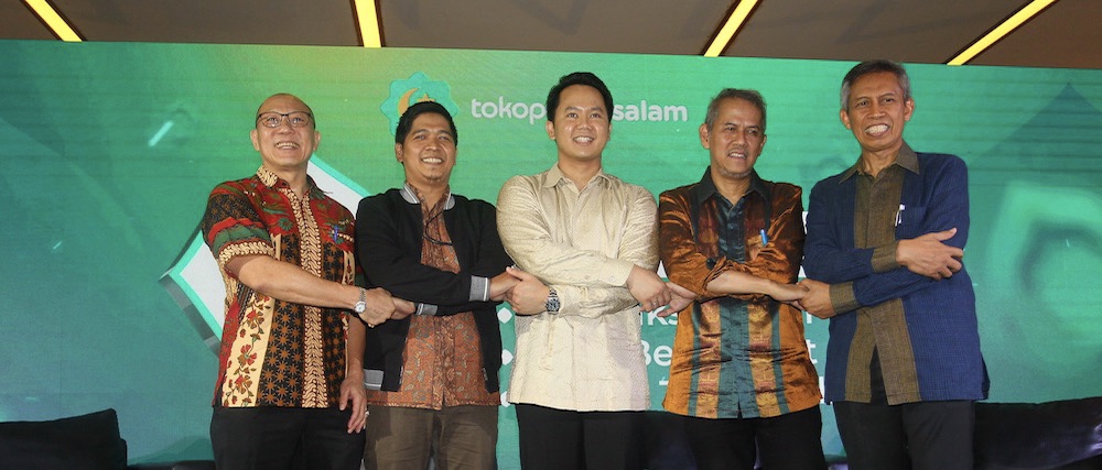 Tokopedia launches Mecca-bound Muslim travel service to tap Halal economy