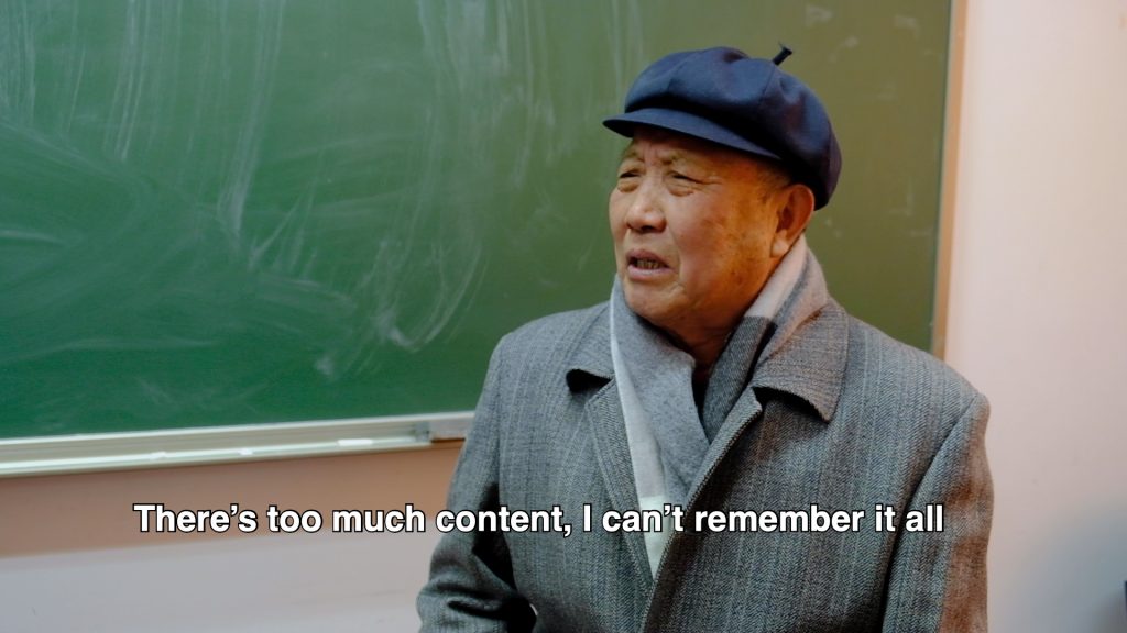 China’s elderly are becoming smartphone gurus