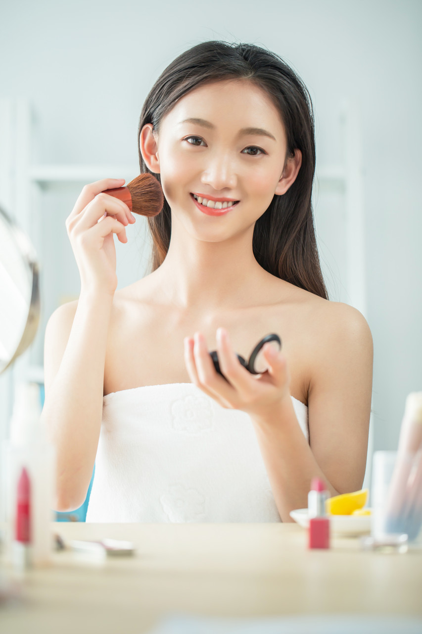 Owner of the top-selling cosmetic brand on Alibaba’s Tmall speeds up 600-store expansion