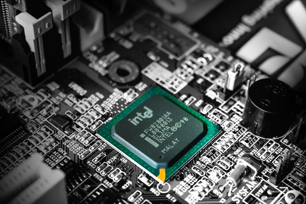 Intel Chip. Photo by Slejven Djurakovic on Unsplash