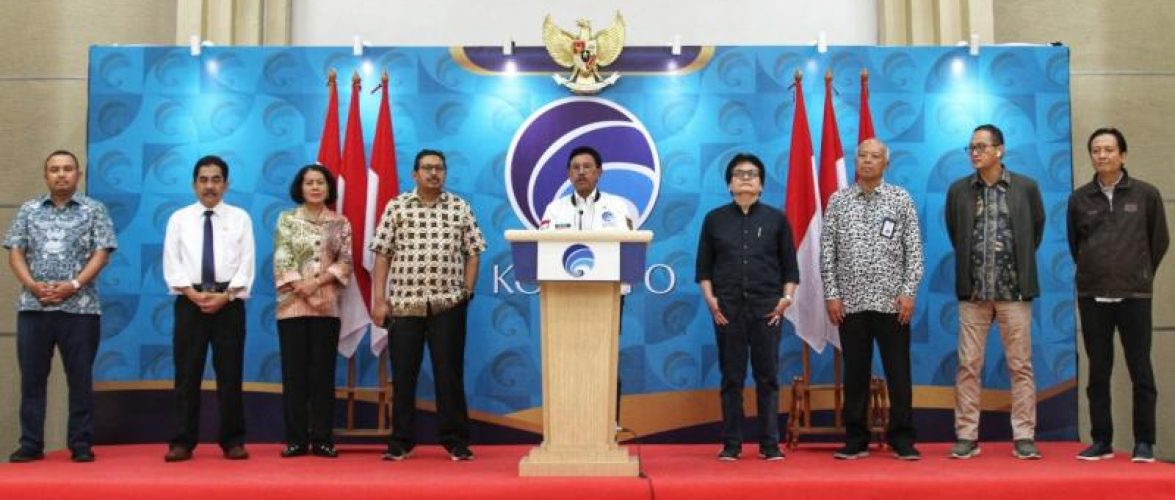 Indonesian Communication and Information Minister Johnny G. Plate announces COVID-19 chatbot release on WhatsApp. Photo courtesy of Ministry of Communication and Information.