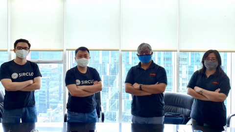 Sirclo and Icube's founders in merger announcement. Photo courtesy of Sirclo.
