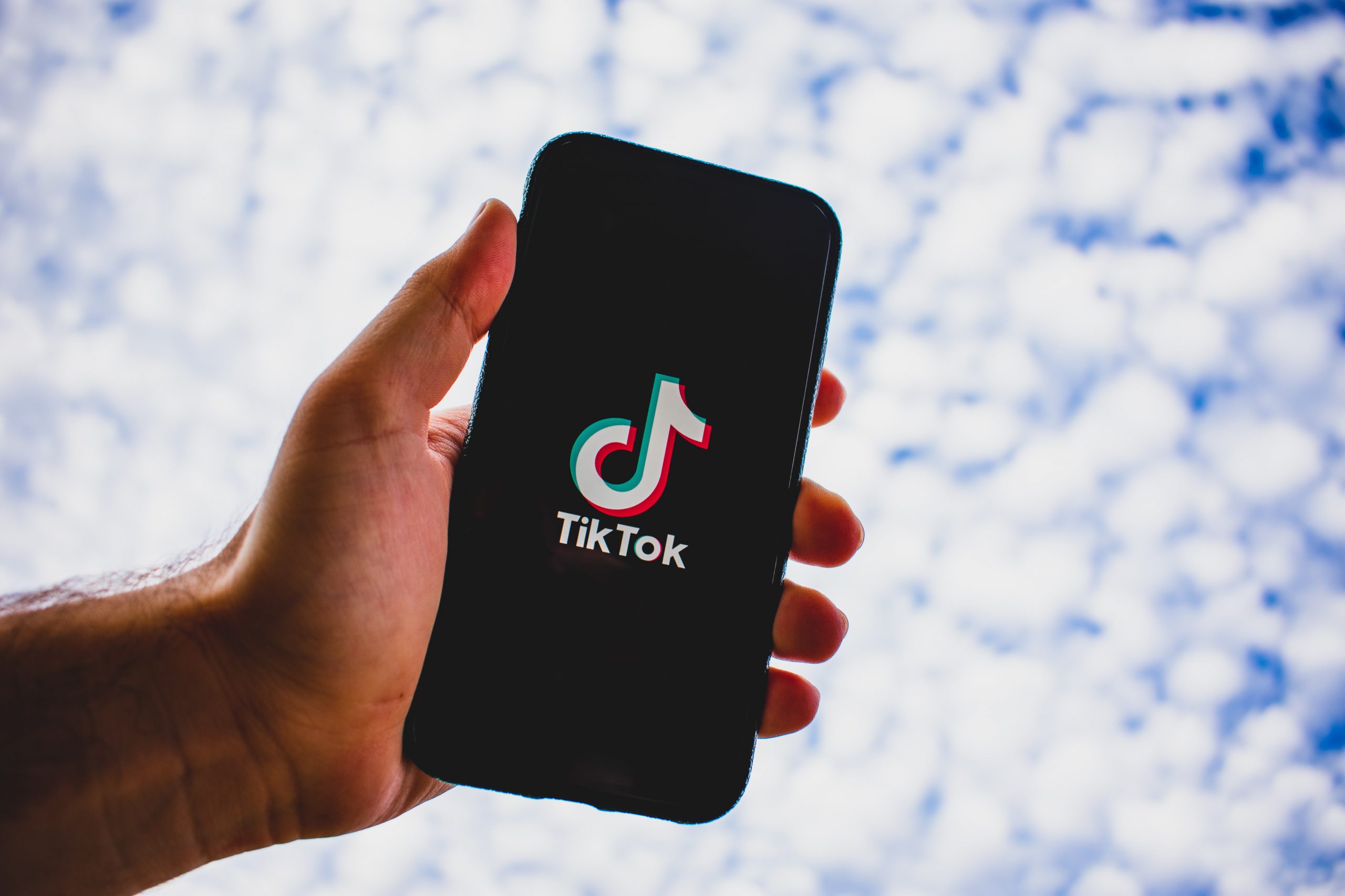 Japanese ruling party pushes for limits on TikTok