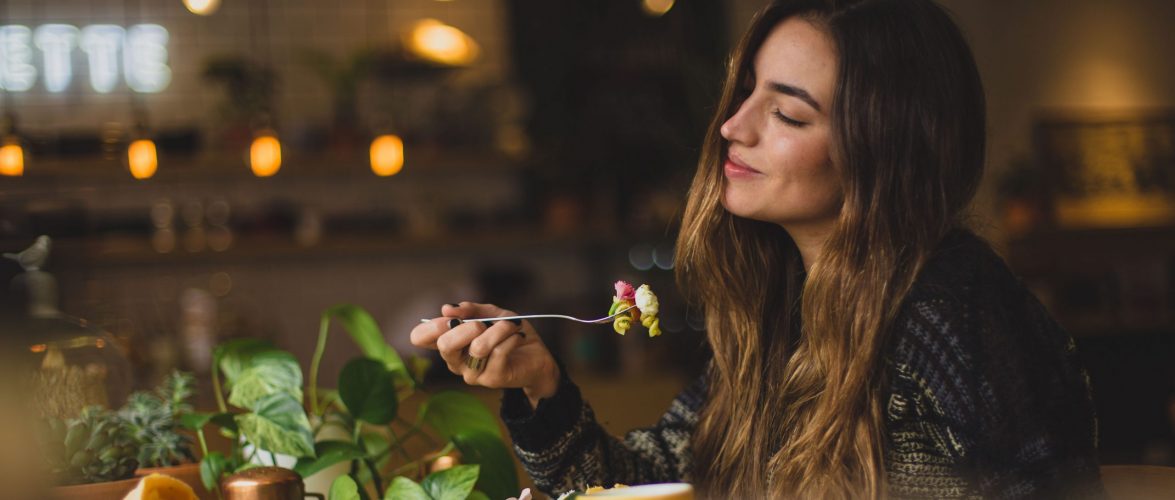 <span>Photo by <a href="https://unsplash.com/@pablomerchanm?utm_source=unsplash&amp;utm_medium=referral&amp;utm_content=creditCopyText">Pablo Merchán Montes</a> on <a href="https://unsplash.com/s/photos/dinner?utm_source=unsplash&amp;utm_medium=referral&amp;utm_content=creditCopyText">Unsplash</a></span> 