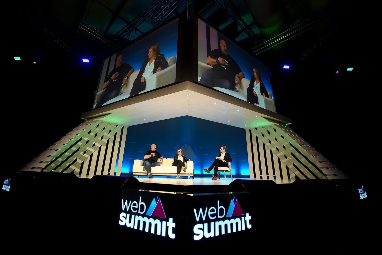 Is the future of commerce in a cashless society?