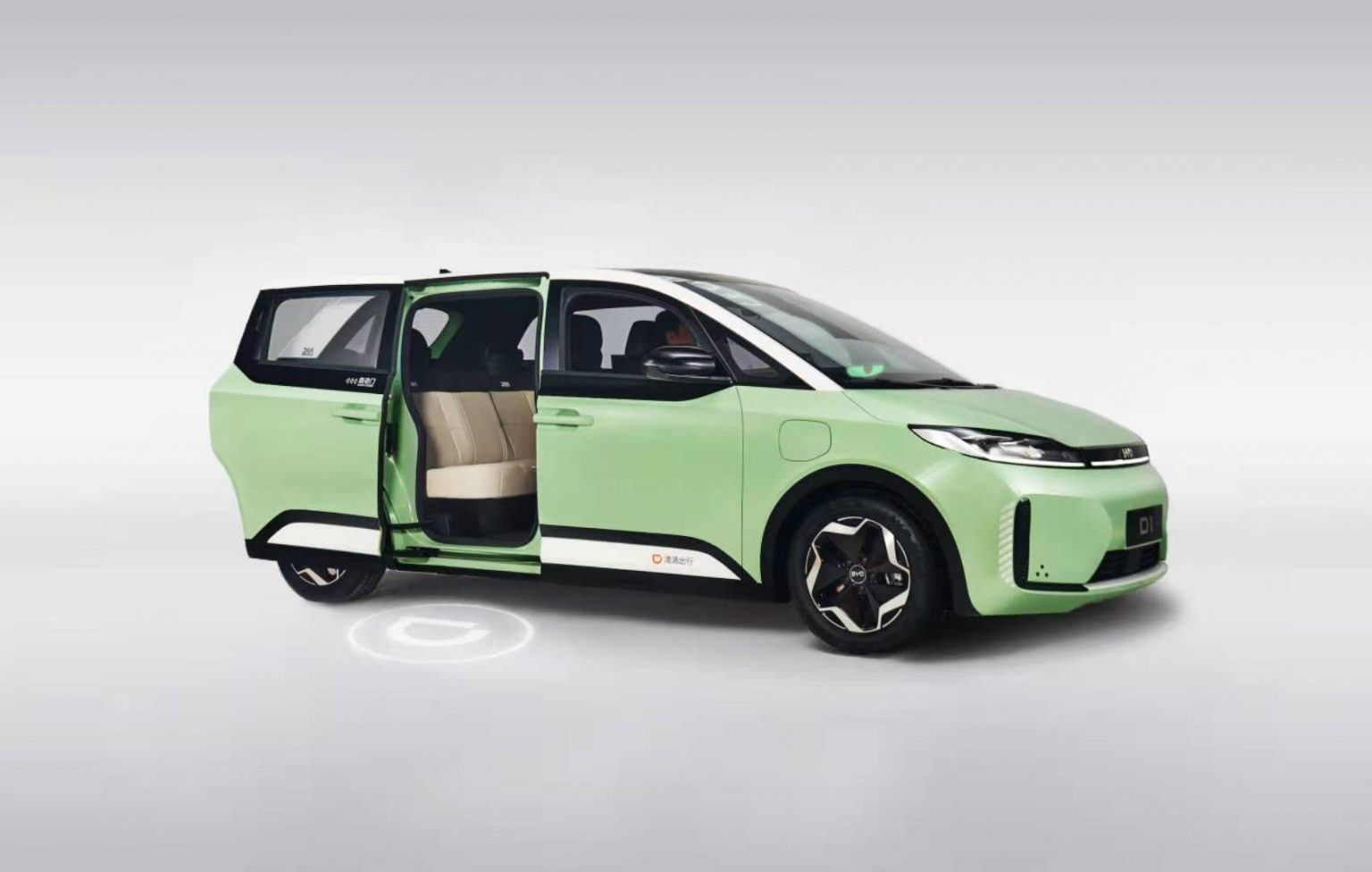 Didi's D1 EV model 2