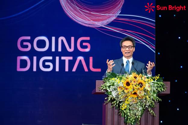 Investors commit over USD 800 million to support Vietnamese startups