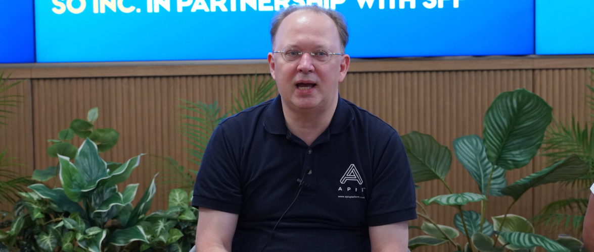 Pieter Franken in Singapore Fintech Festval.