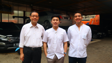 Otoklix founders from left to right: Benny Sutedjo, Martin Reyhan Suryohusodo, and Joseph Alexander Ananto. Photo courtesy of Otoklix