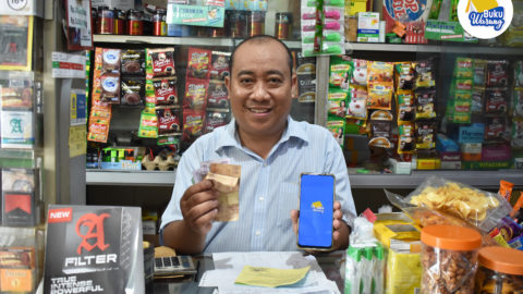 BukuWarung merchant