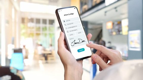 An illustration of a banking e-form for an e-signature. Courtesy of Lightico via NoCamels.