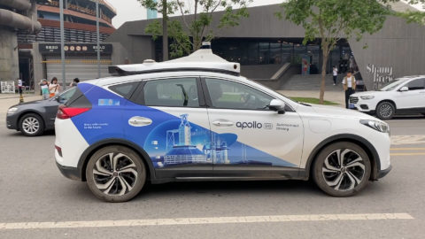 VIDEO | KrASIA tries Baidu’s first commercial autonomous ride-hailing service in China