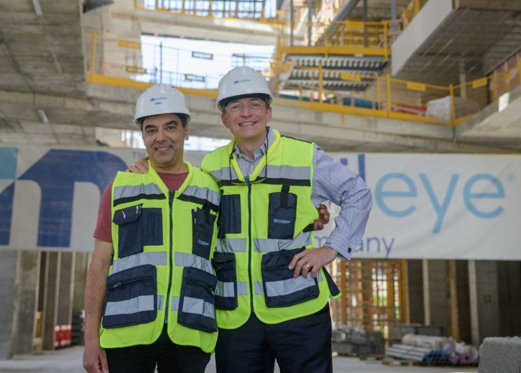 Intel CEO Pat Gelsinger (right) and Mobileye co-founder and CEO Amnon Shashua meet in Jerusalem on May 2, 2021. Courtesy of Intel via NoCamels.