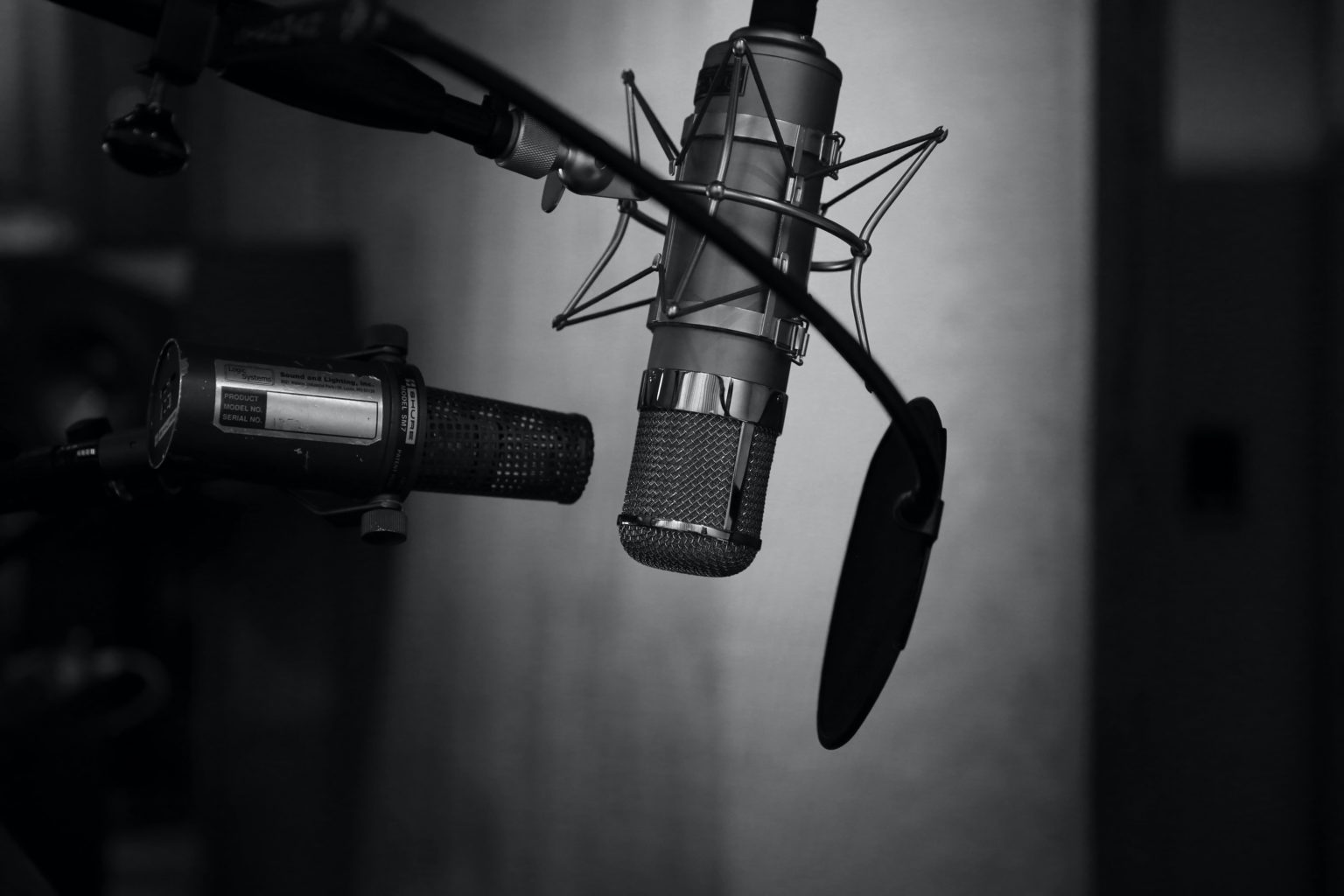 Chinese listeners are getting into podcasts, with a host of platforms carving out their own niche