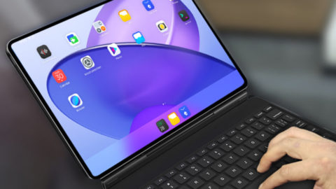 Jingling's Linux tablet JingPad. Courtesy of Jingling.