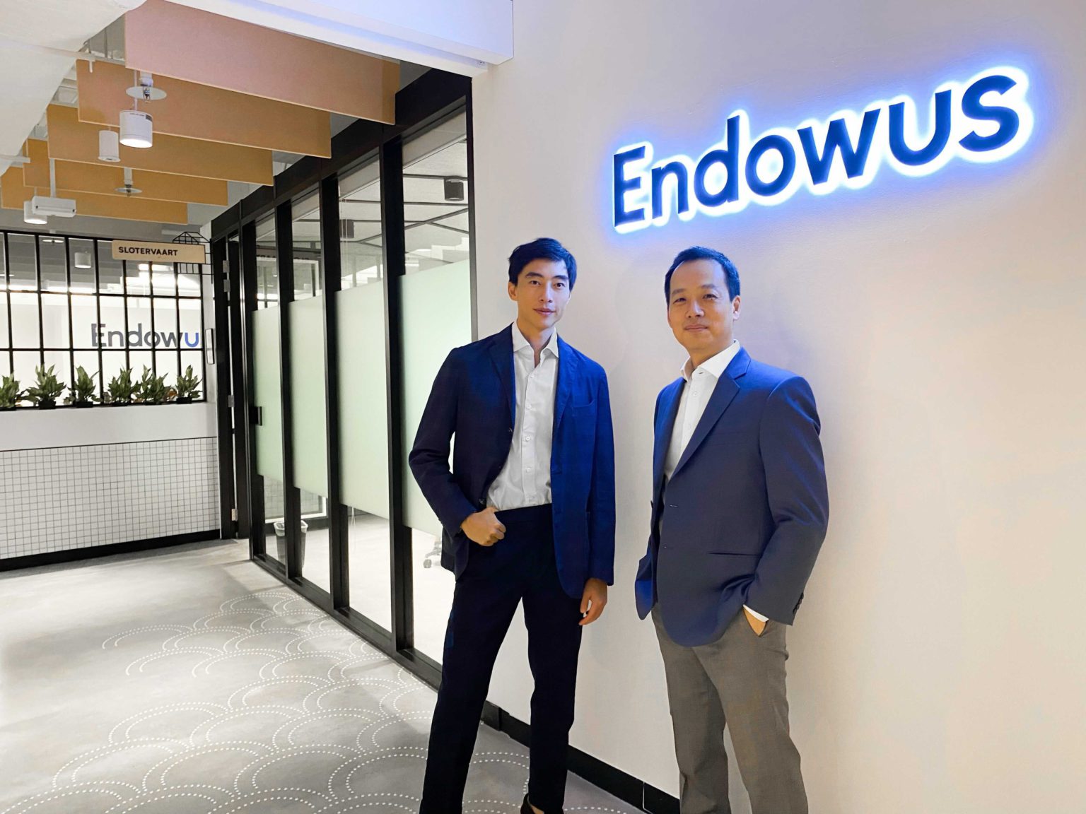 Photo of Gregory Van (left) and Samuel Rhee from Endowus.
