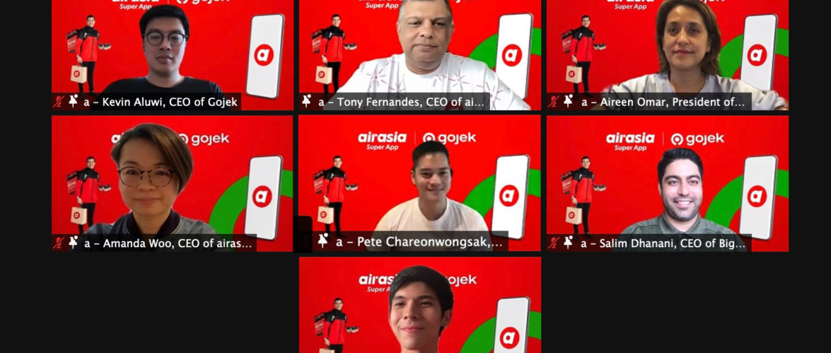 Tony Fernandes, the group CEO of AirAsia, Gojek co-founder Kevin Aluwi. Courtesy of AirAsia. 