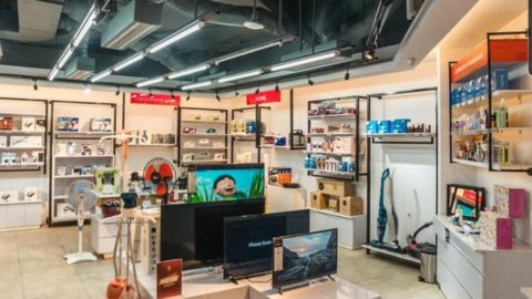 JD X store in PIK Avenue Mall, West Jakarta. Taken from JDiD's Instagram page.