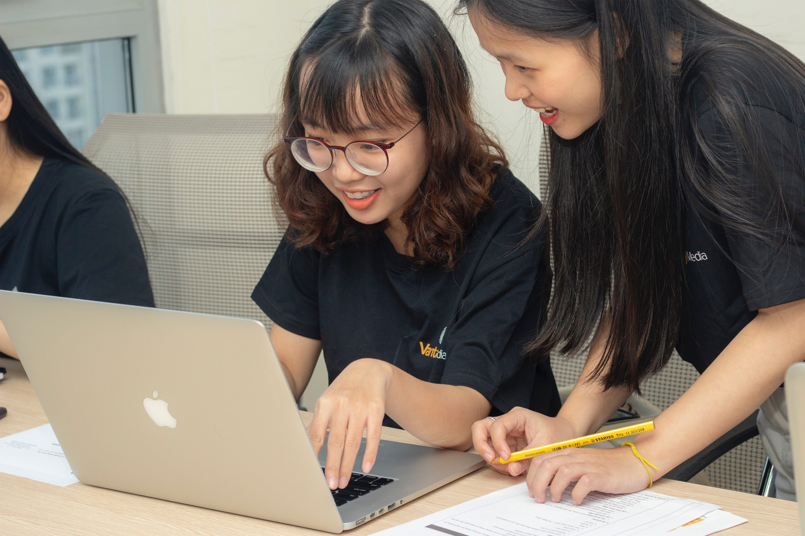 How do top players stand out in Singapore’s crowded edtech sector?