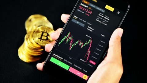 Binance platform in an Android phone. Photo by Nikon Corporation on Unsplash.