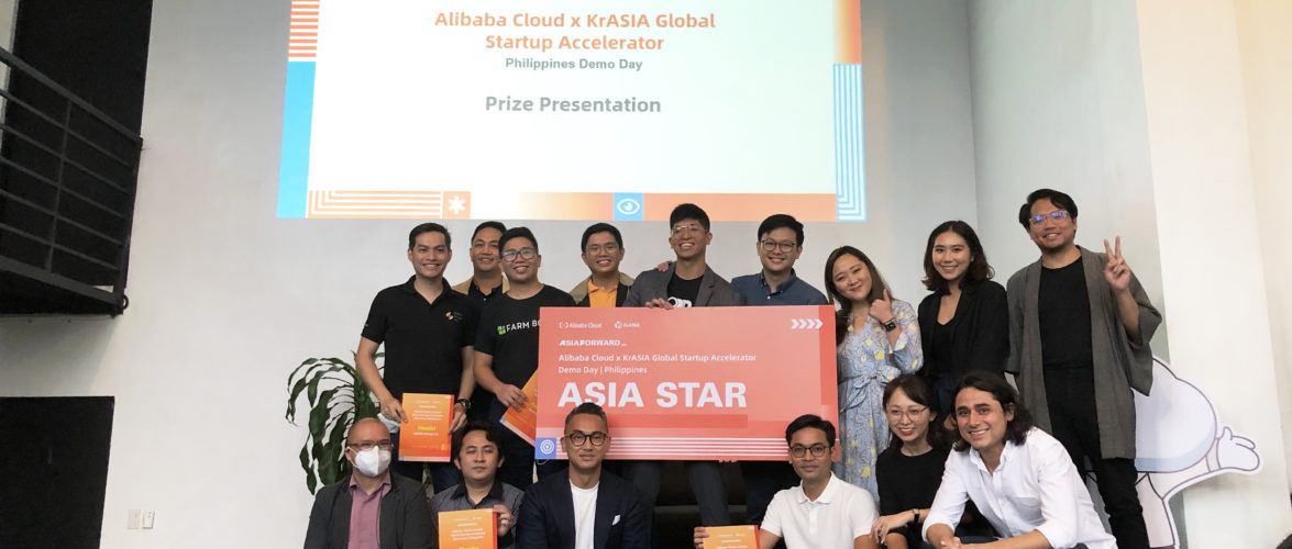 Prize presentation at Asia Star of the Alibaba Cloud x KrASIA Global Startup Accelerator Philippines Demo Day

