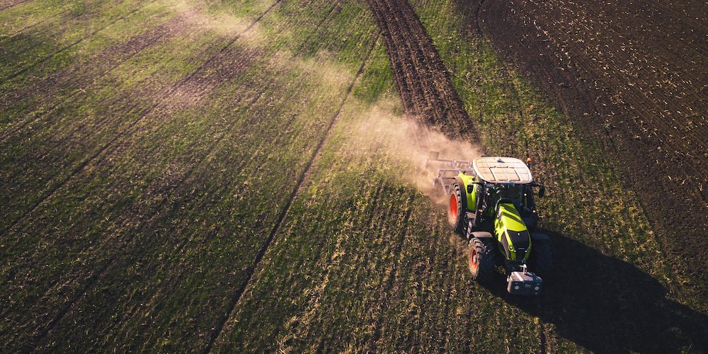 Kubota eyes 2026 for Japan’s first remote-monitored robo-tractors