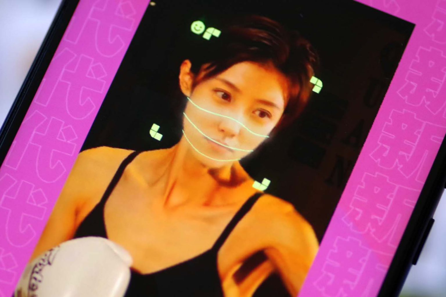 Changing faces: What you should know about the world’s deepfake problem