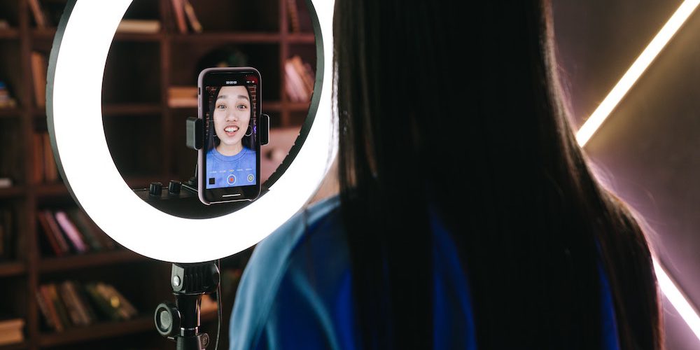 China&#8217;s &#8216;Lipstick King&#8217; leaves Alibaba with a livestreaming dilemma