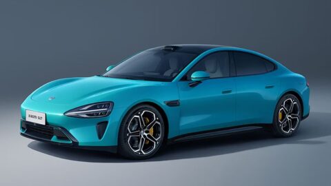 Image of the SU7, Xiaomi’s first electric vehicle model. Image from KrASIA’s archive.