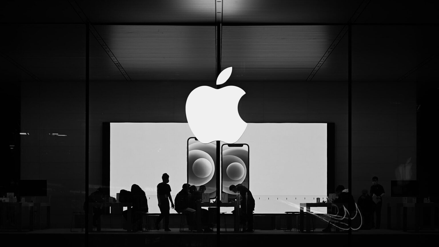 Apple moves closer to China despite supply chain shifts