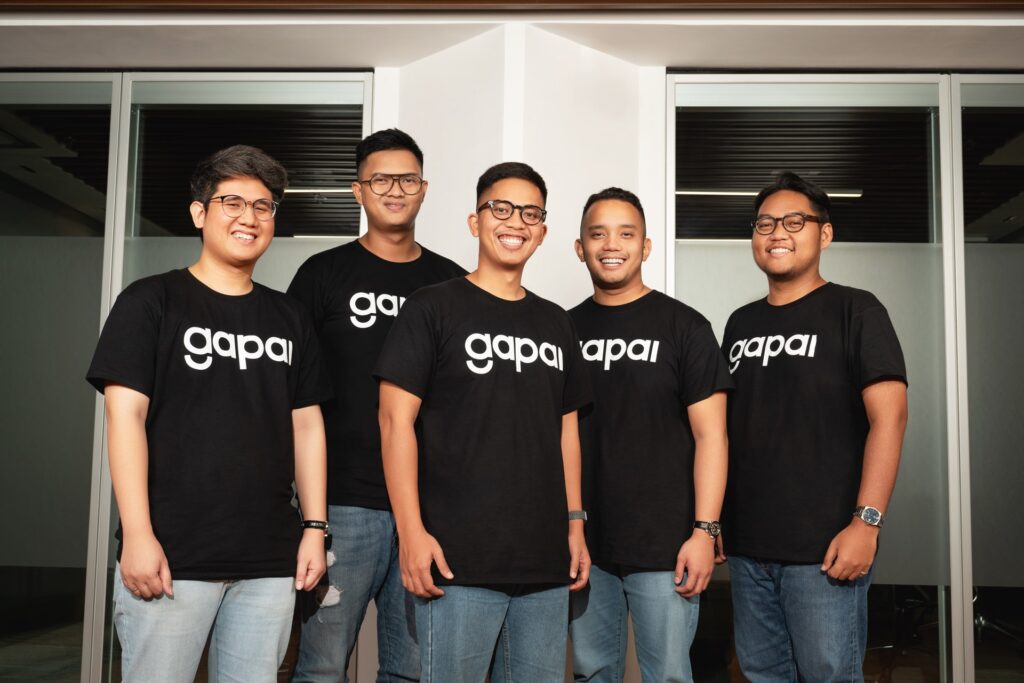 Photo of Gapai’s leadership team. From left to right: Adji Pramono (CBO), Faizal Ramanda (CPO), Radityo Susilo (CEO), Arsyanda Marsa (COO), and Rizky Primanda (co-founder).
