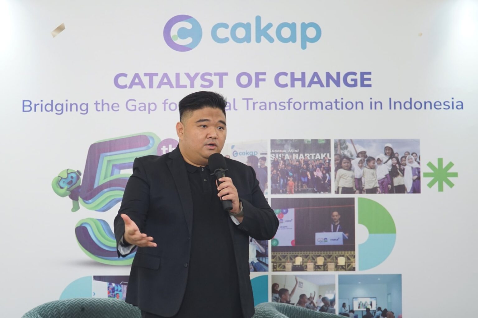 Breaking barriers: Cakap’s latest report highlights educational impact in Indonesia