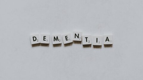 Is it worth spending RMB 200,000 a year to delay the onset of Alzheimer’s disease?