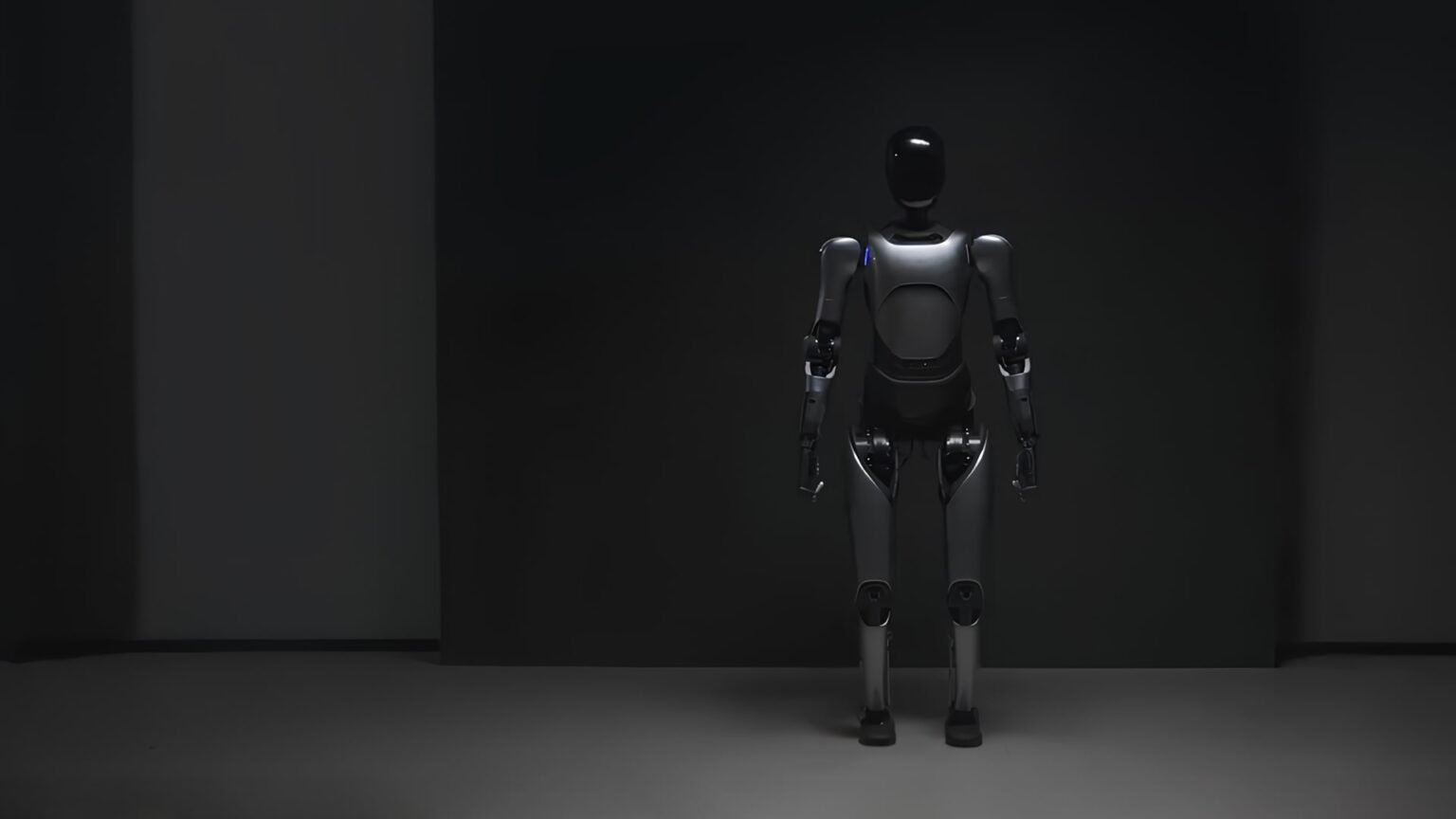 Agibot loses two top execs as robotics race heats up