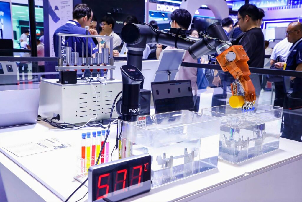 PaXini Technology set up an exhibit to demonstrate its ITPU tactile technology at the 2024 World Robot Conference.